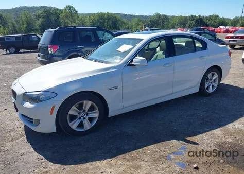 2013 BMW 528I xDrive из США, поврежденный, VIN WBAXH5C59DD108530